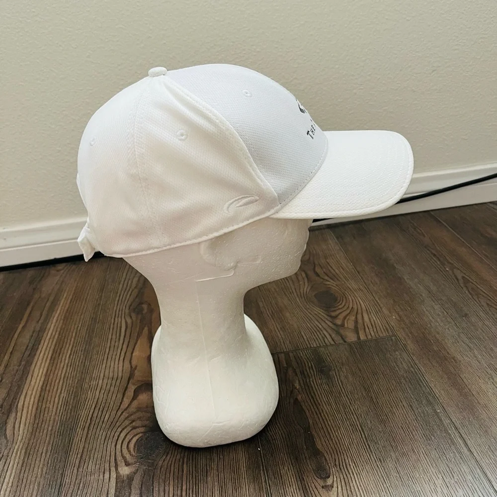 N/A stylish white